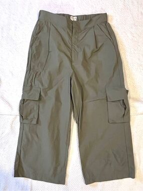 Wilo The Label Wide-Leg 90s Y2K Cropped Utility Cargo Pants